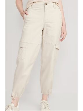 Old Navy Barrel Leg Cargo Pants In Cozy Cashmere Size M